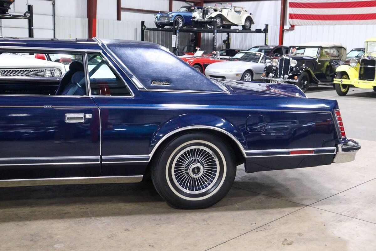 Lincoln-Continental-Coupe-1979-3