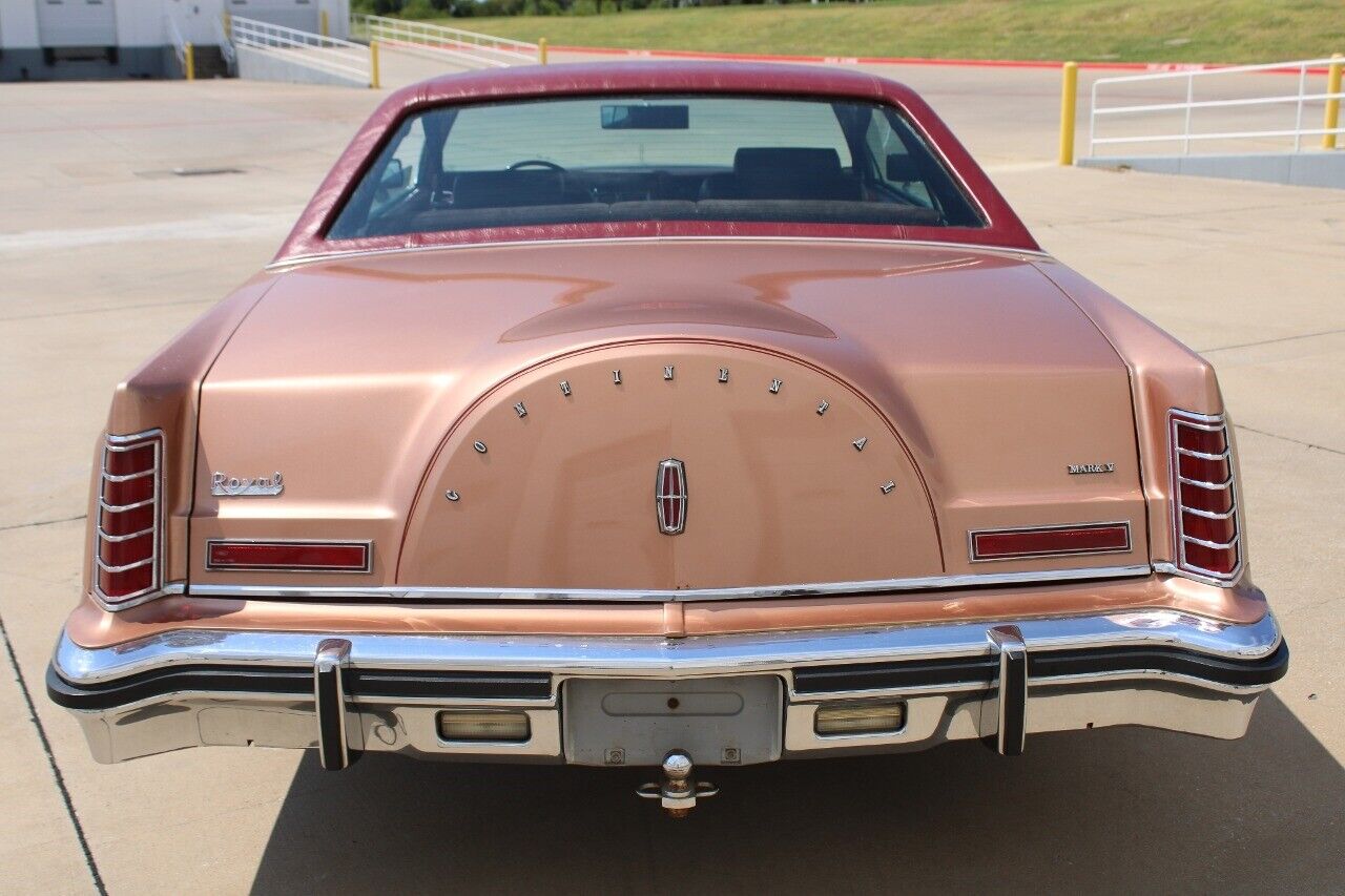 Lincoln-Continental-Coupe-1979-5