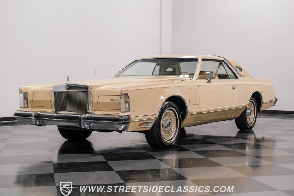 Lincoln-Continental-Coupe-1979-6