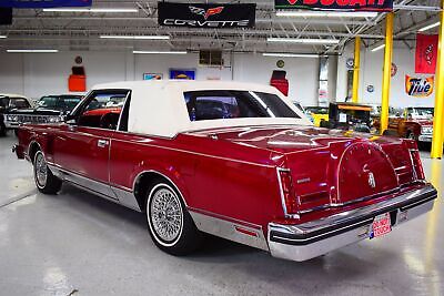 Lincoln-Continental-Coupe-1983-16