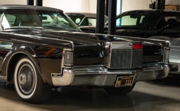 Lincoln-Continental-Mark-III-1969-12