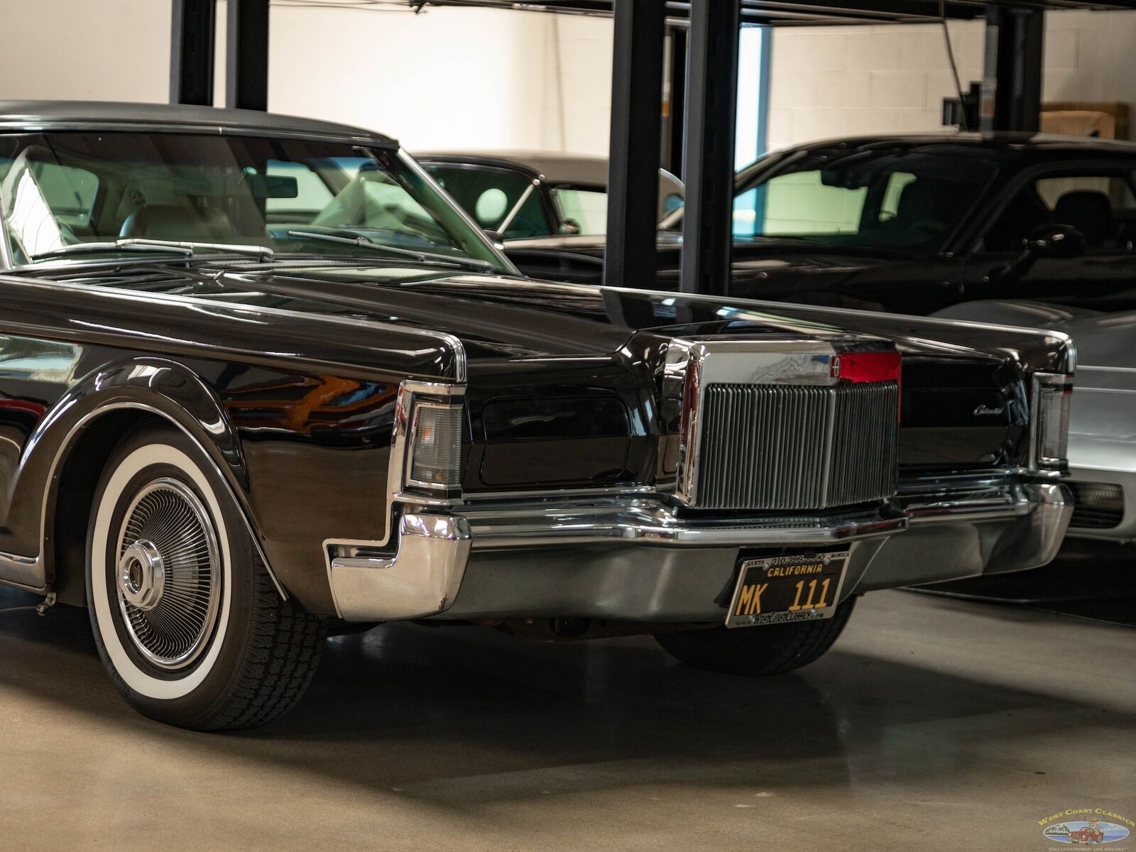 Lincoln-Continental-Mark-III-1969-12