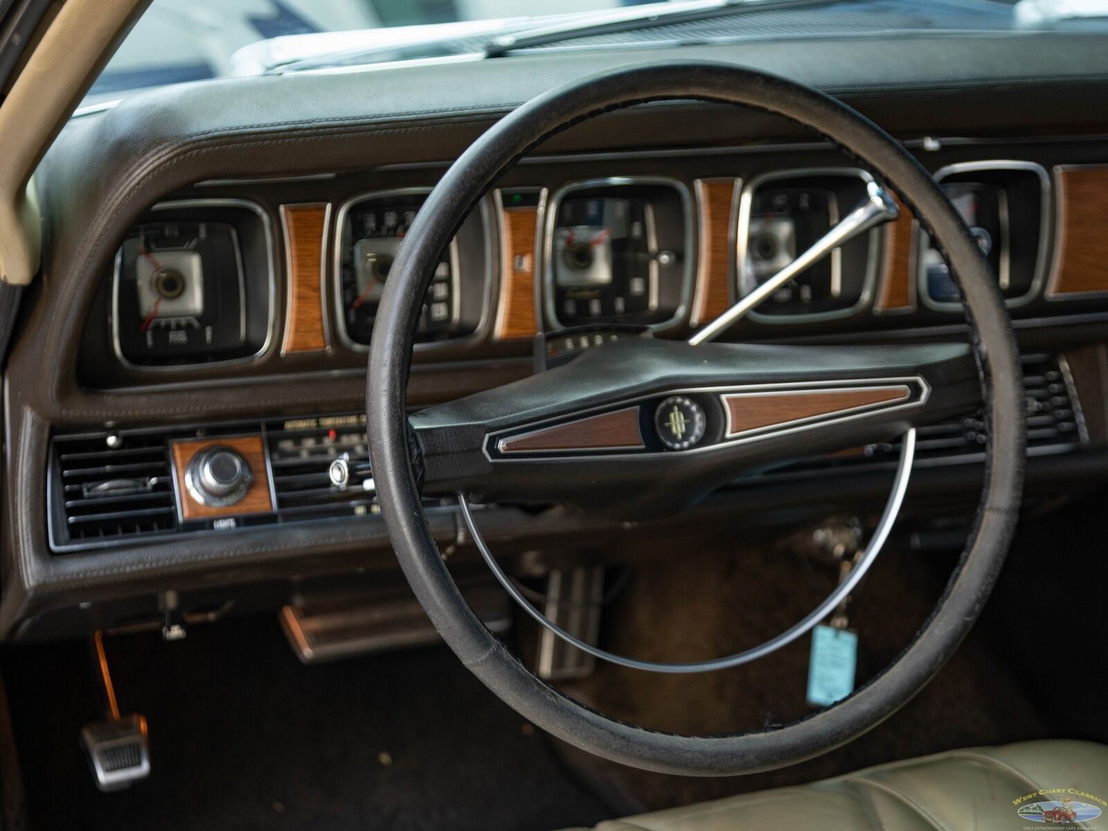 Lincoln-Continental-Mark-III-1969-34