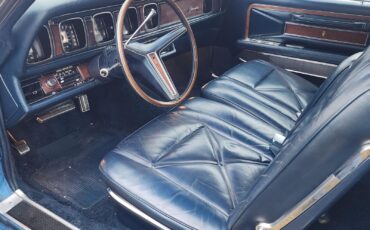 Lincoln-Continental-Mark-III-1971-25