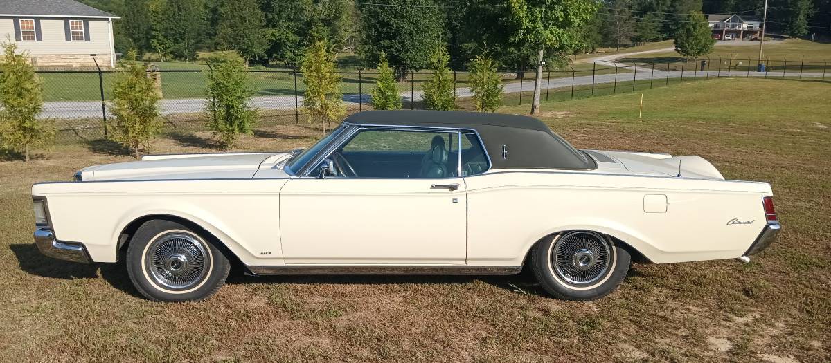 Lincoln-Continental-mark-iii-1969-4