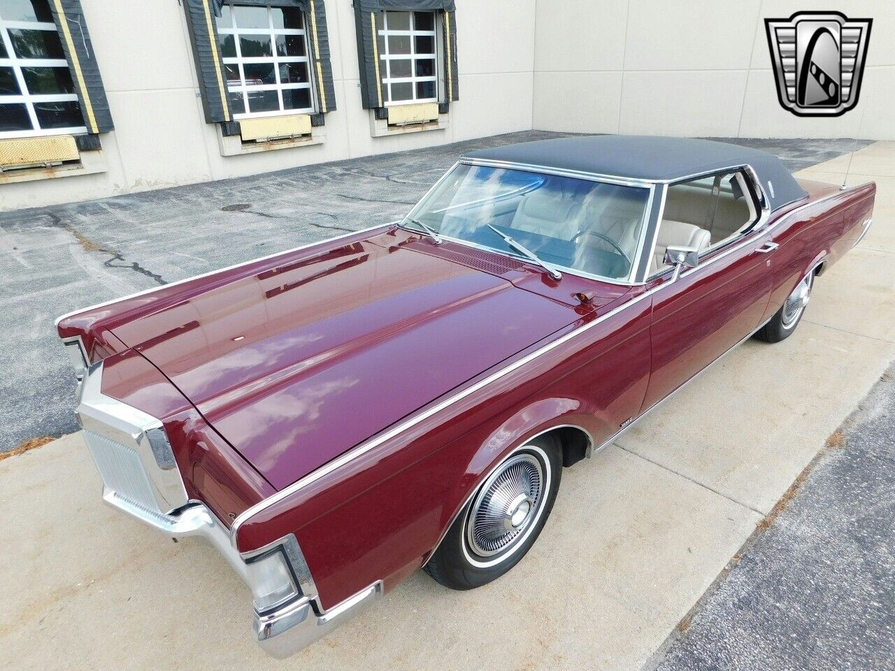 Lincoln-Mark-Series-Coupe-1969-2