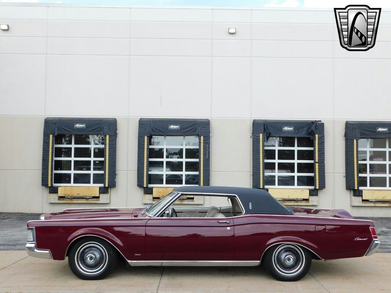 Lincoln-Mark-Series-Coupe-1969-5