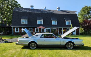 Lincoln-Mark-Series-Coupe-1977-12