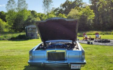 Lincoln-Mark-Series-Coupe-1977-15