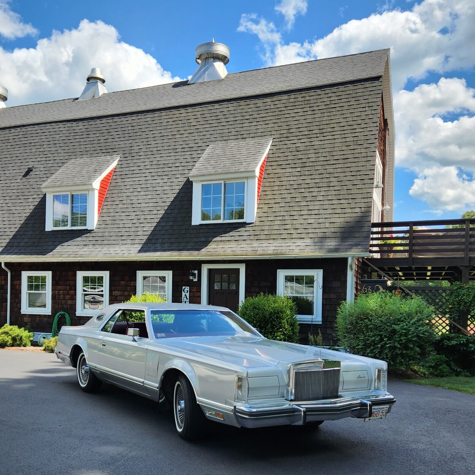 Lincoln-Mark-Series-Coupe-1977-22