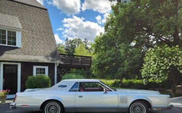 Lincoln-Mark-Series-Coupe-1977-23