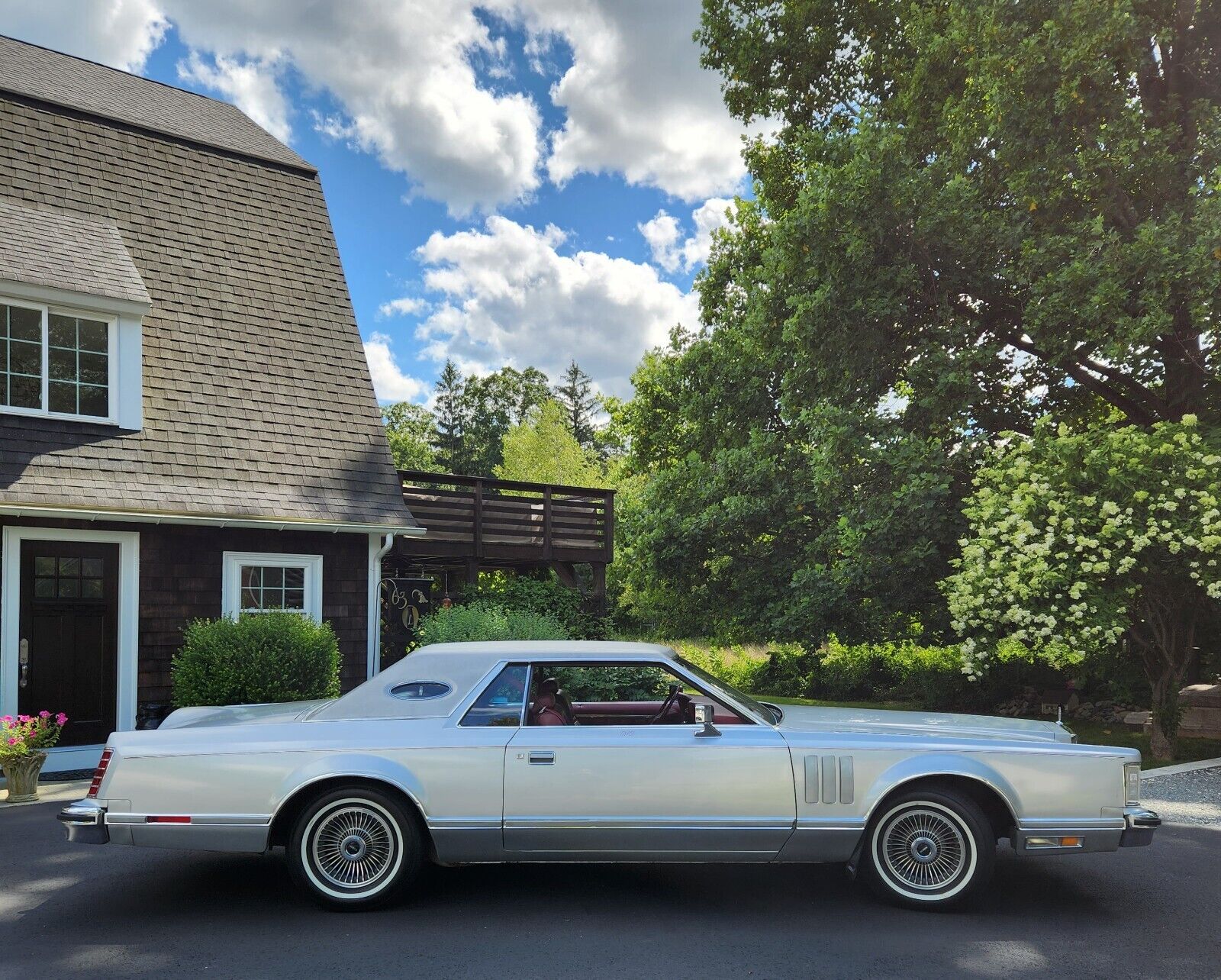 Lincoln-Mark-Series-Coupe-1977-23