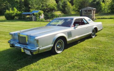 Lincoln-Mark-Series-Coupe-1977-4