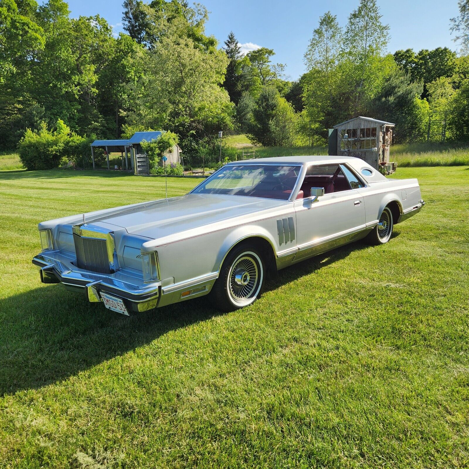 Lincoln-Mark-Series-Coupe-1977-4