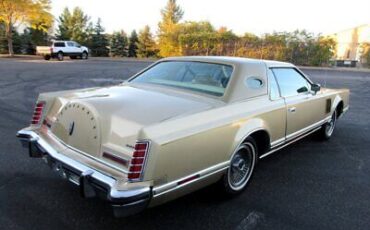 Lincoln-Mark-Series-Coupe-1979-11