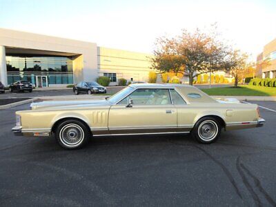 Lincoln-Mark-Series-Coupe-1979-12