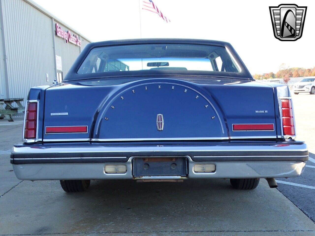 Lincoln-Mark-Series-Coupe-1983-6