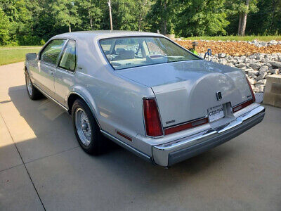 Lincoln-Mark-Series-Coupe-1992-1