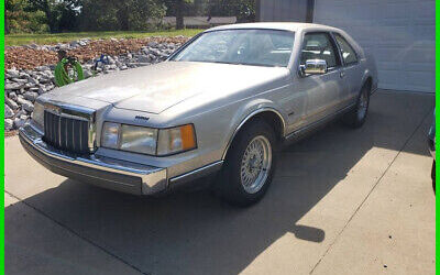 Lincoln Mark Series Coupe 1992 à vendre