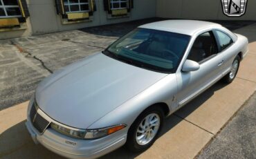 Lincoln-Mark-Series-Coupe-1995-2