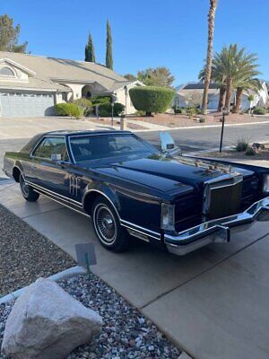 Lincoln-Mark-V-Coupe-1979-3