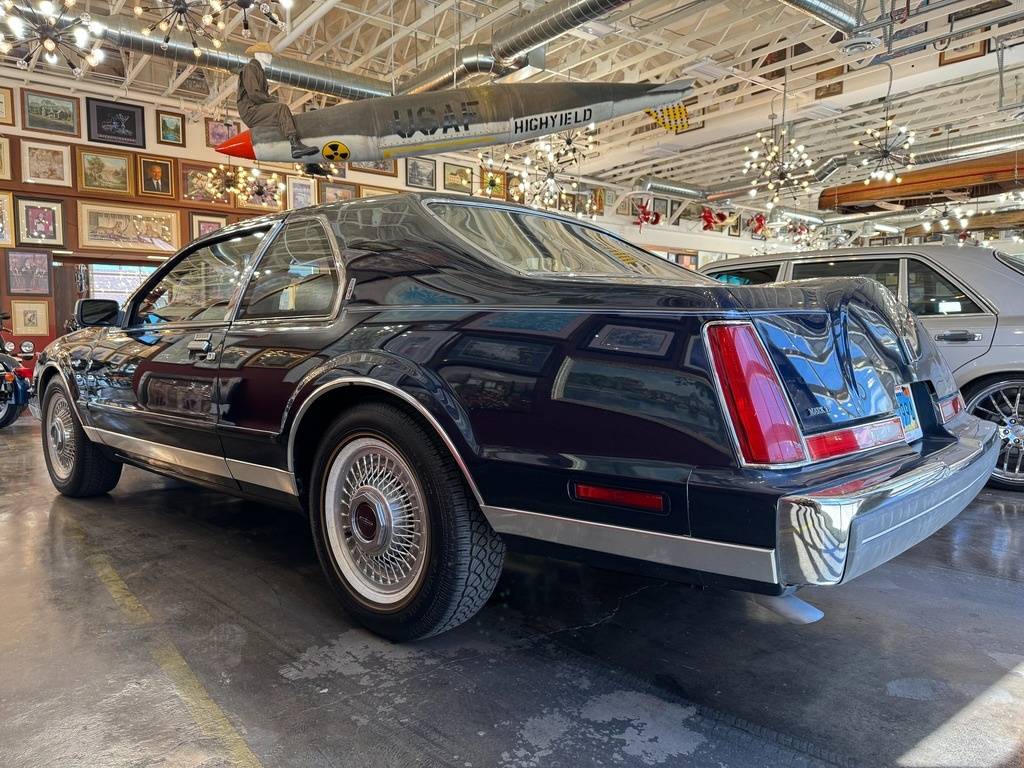 Lincoln-Mark-vii-1988-6