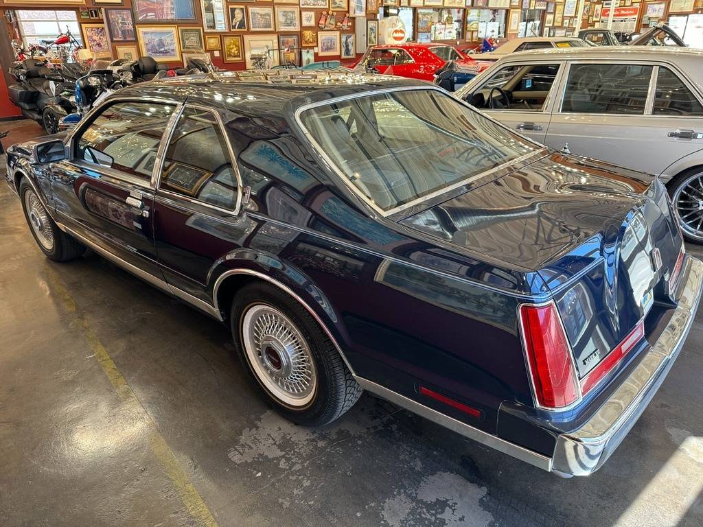 Lincoln-Mark-vii-1988-7