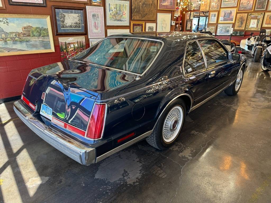 Lincoln-Mark-vii-1988-9