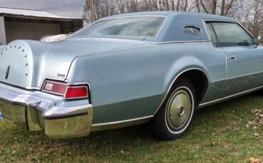 Lincoln-Mk-iv-1974-3