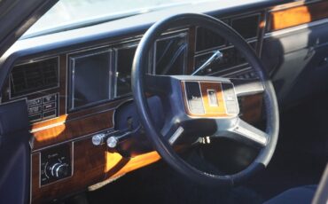 Lincoln-Town-Car-Berline-1989-18