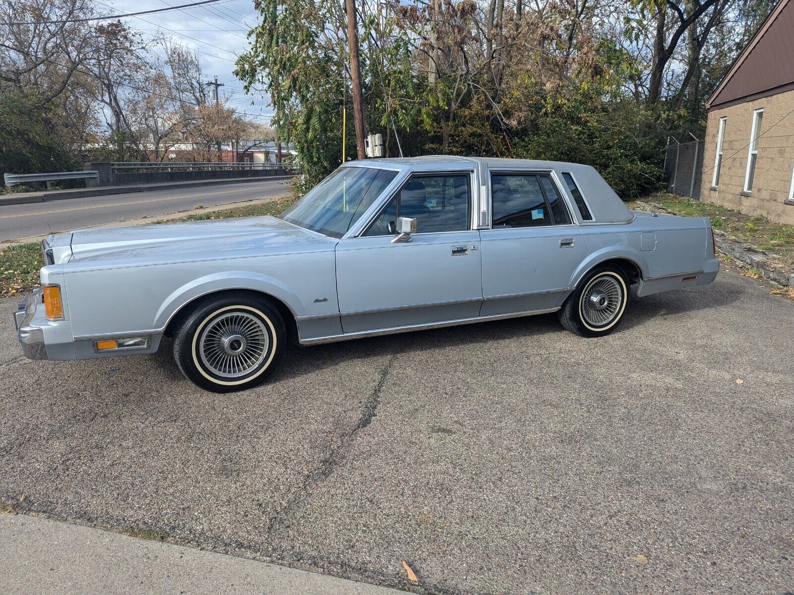 Lincoln-Town-Car-Berline-1989-2