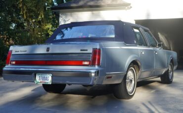 Lincoln-Town-Car-Berline-1989-5