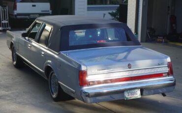 Lincoln-Town-Car-Berline-1989-7