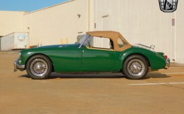 MG-MGA-1961-3