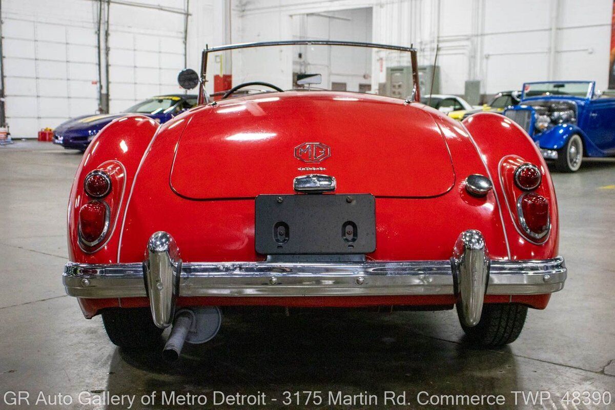 MG-MGA-1961-5