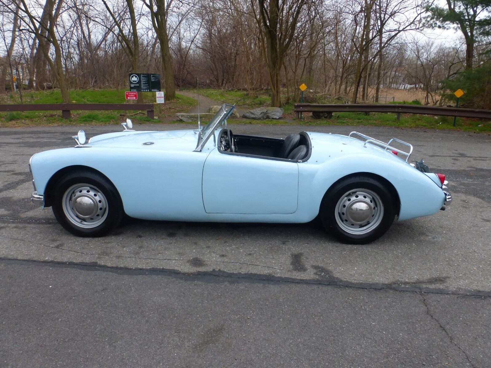 MG-MGA-Cabriolet-1957-1