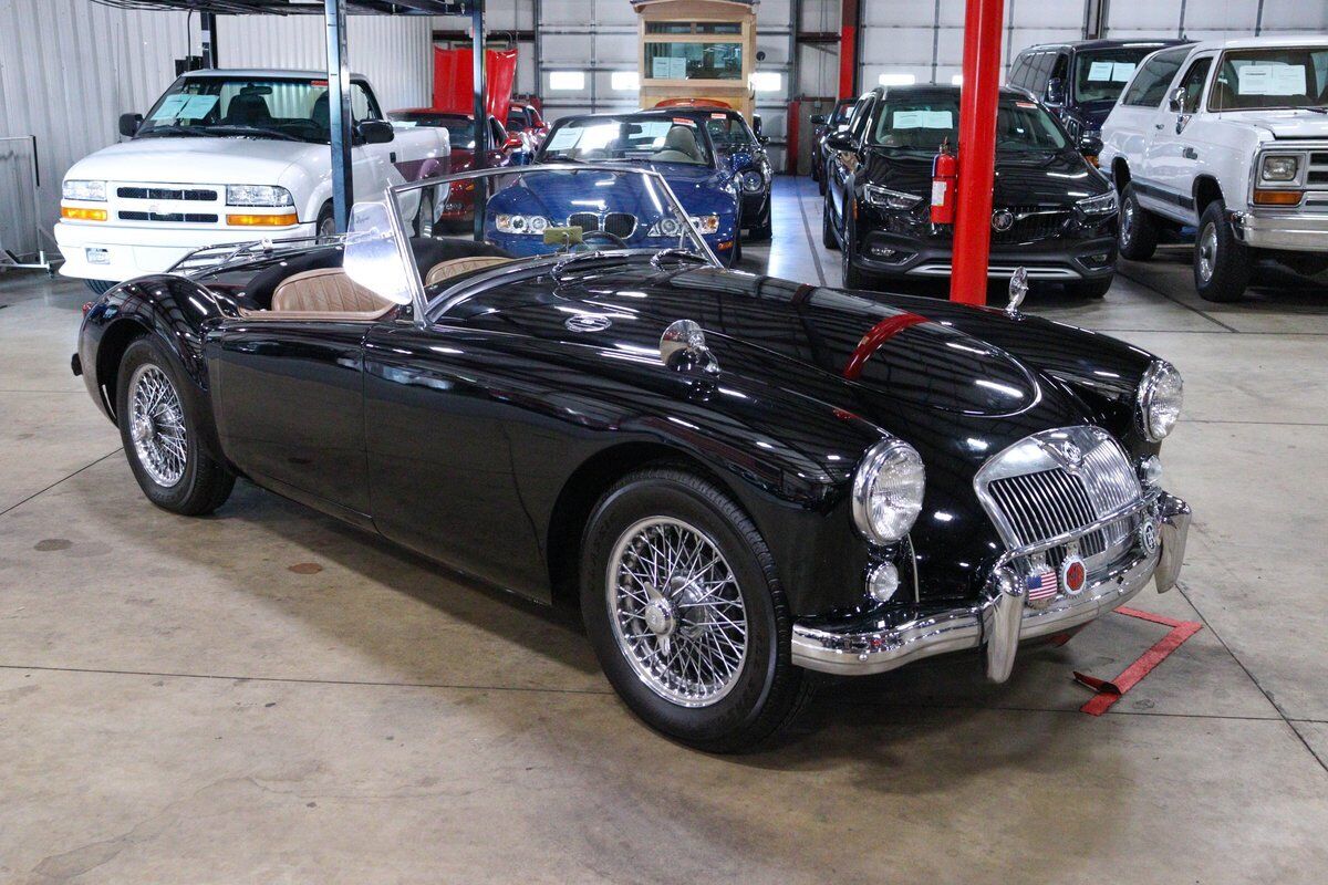 MG-MGA-Cabriolet-1957-10