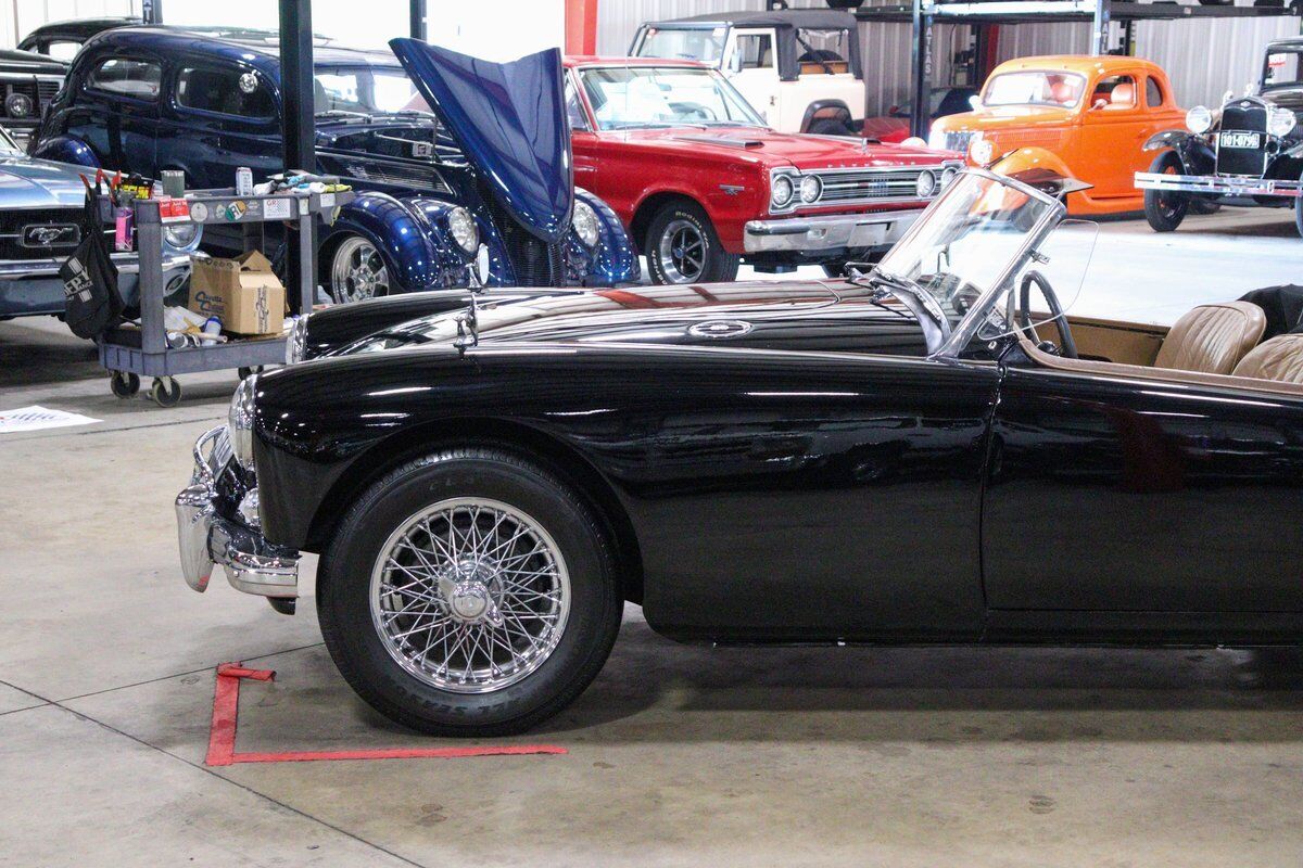 MG-MGA-Cabriolet-1957-2