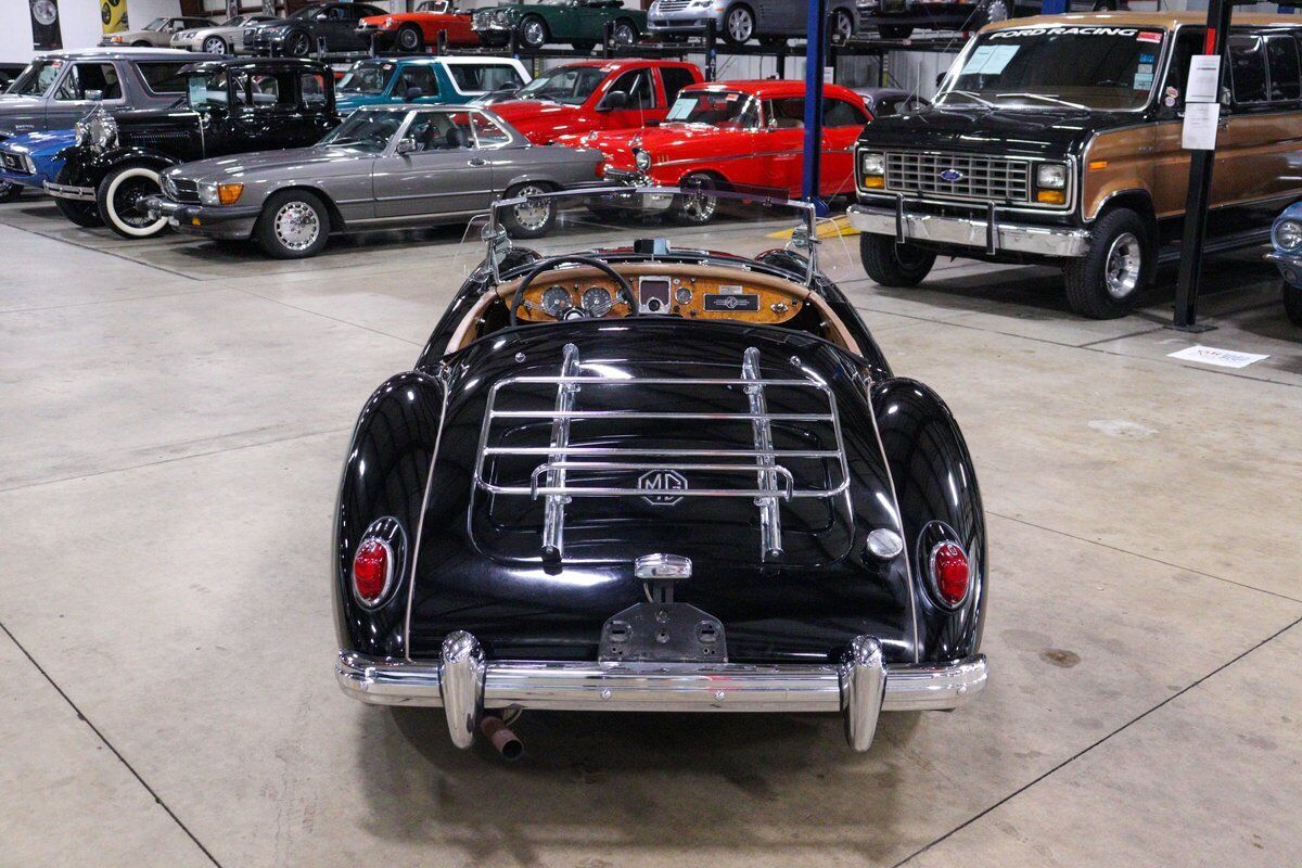 MG-MGA-Cabriolet-1957-5