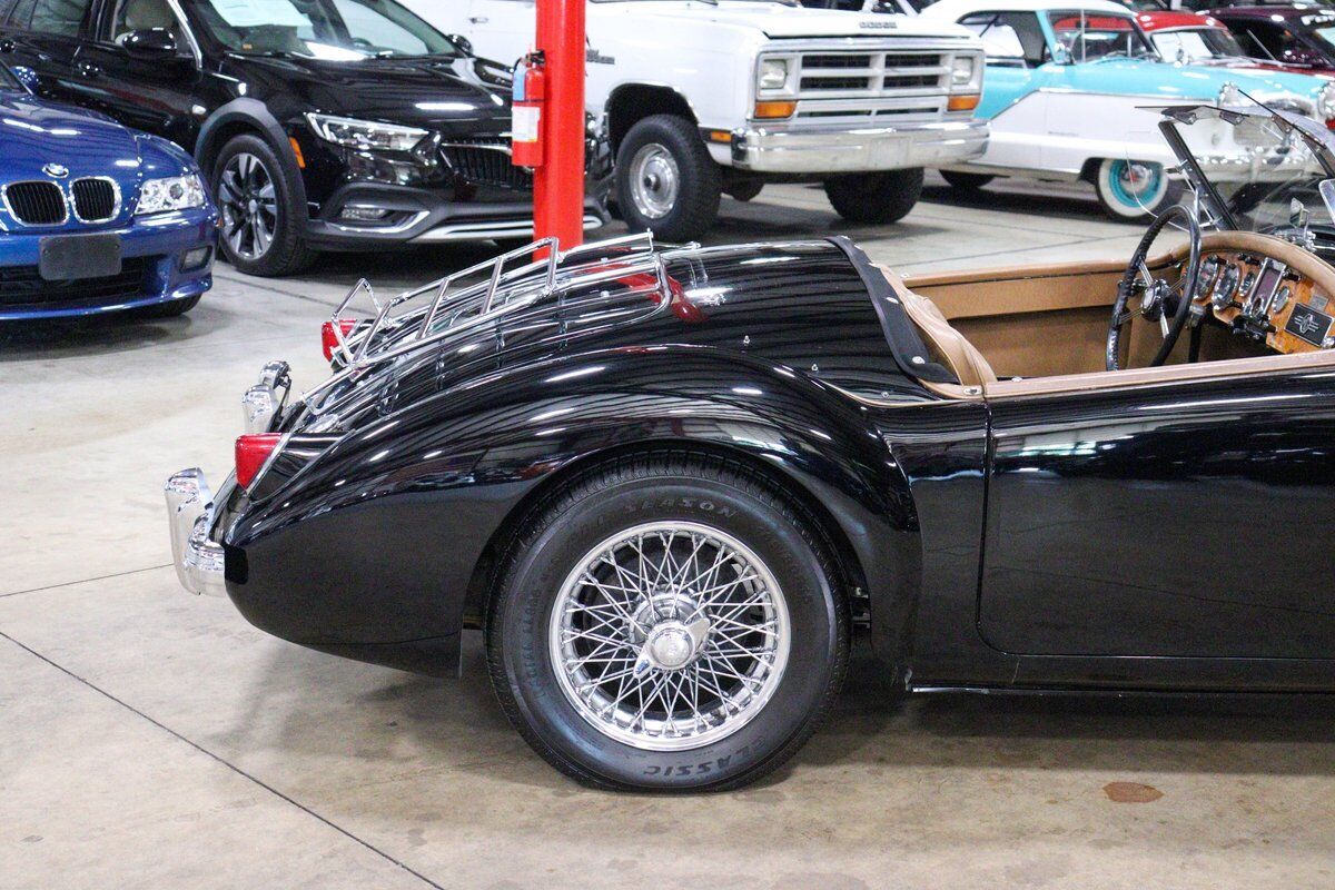 MG-MGA-Cabriolet-1957-7