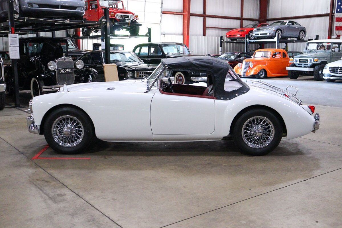 MG-MGA-Cabriolet-1958-10