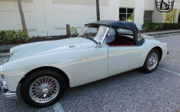 MG-MGA-Cabriolet-1961-7