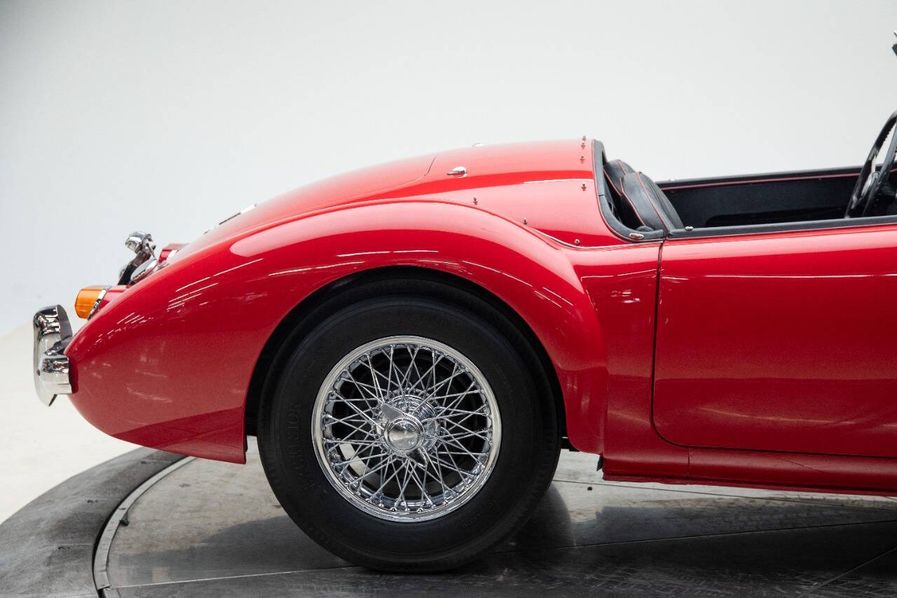 MG-MGA-MK2-Cabriolet-1962-10