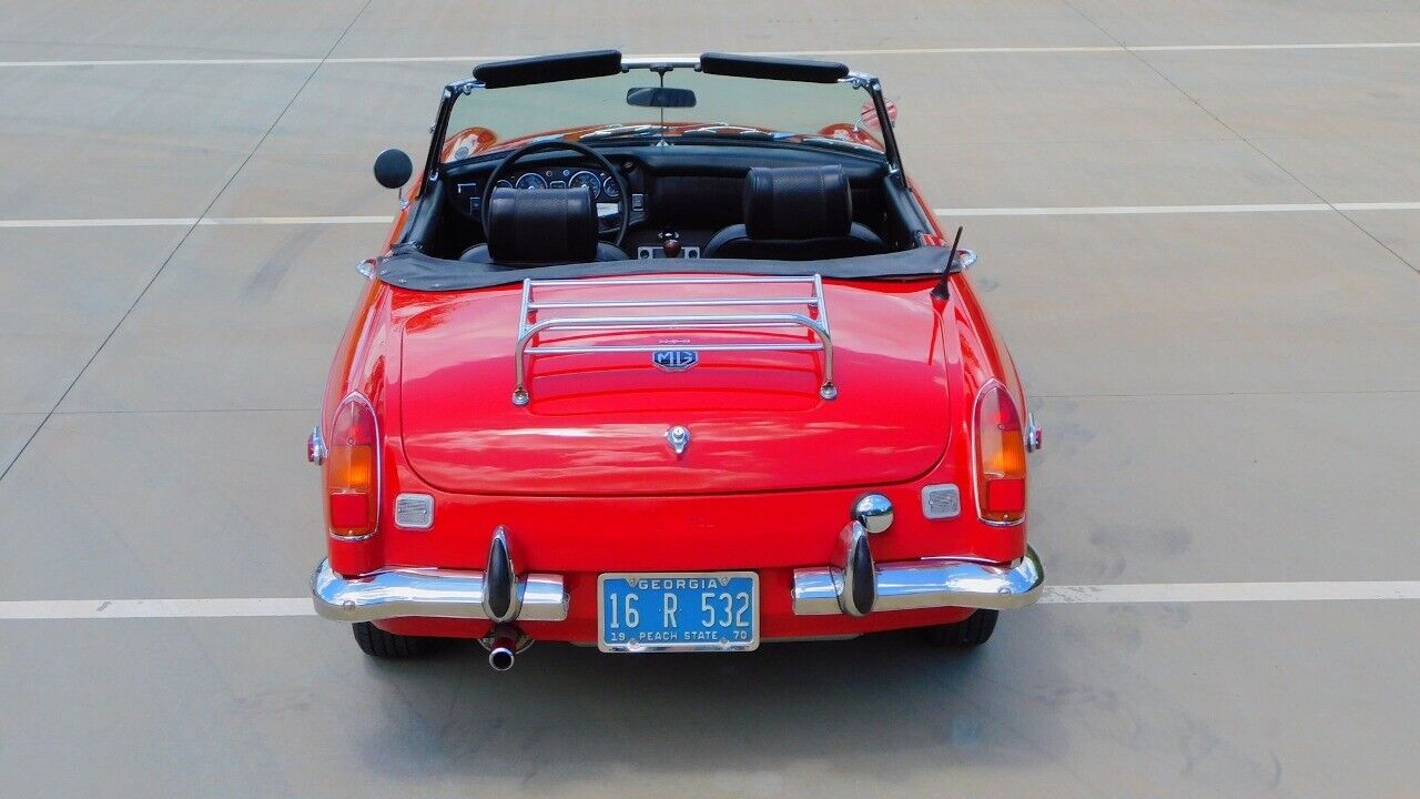 MG-MGB-1970-10