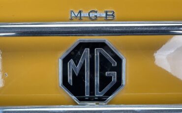 MG-MGB-1972-10