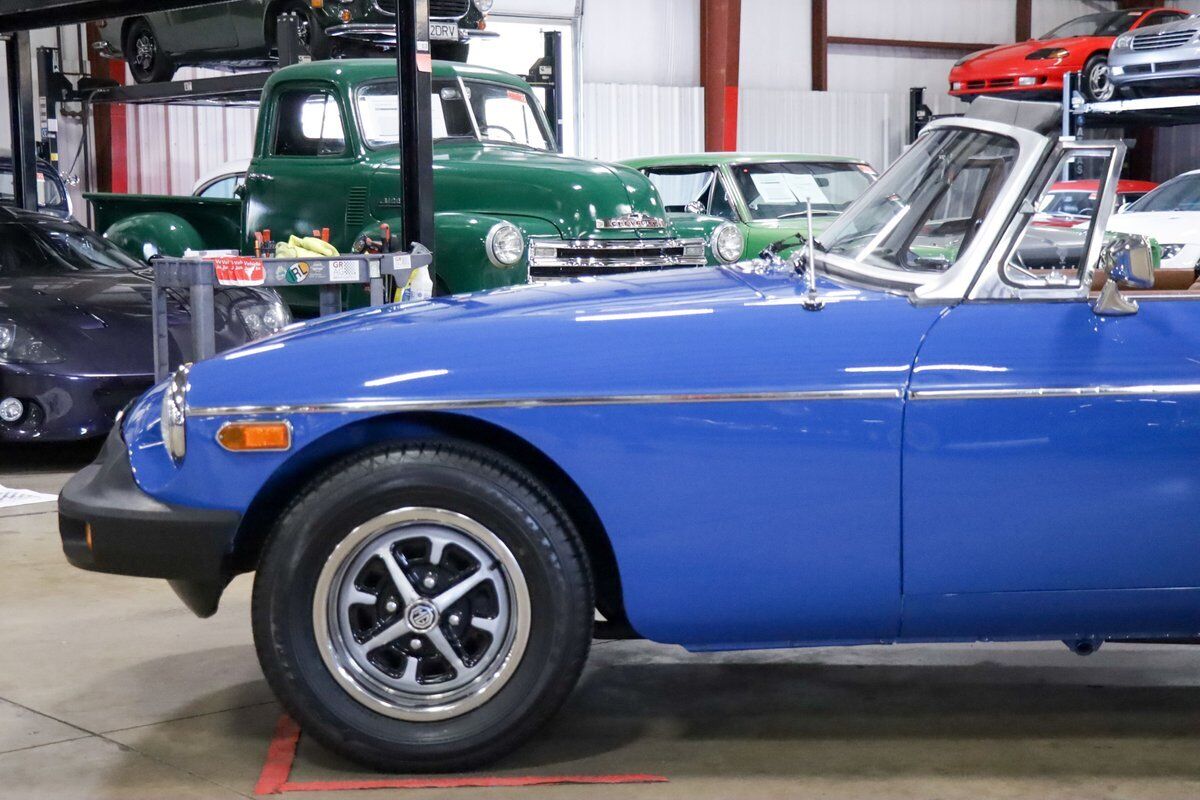 MG-MGB-1975-2