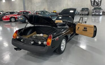 MG-MGB-1976-9