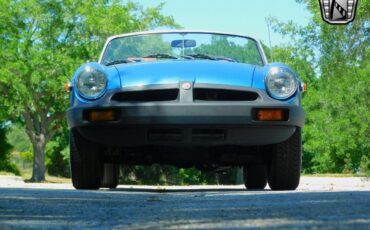 MG-MGB-1977-10