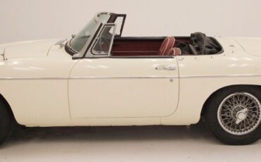 MG-MGB-Cabriolet-1964-3