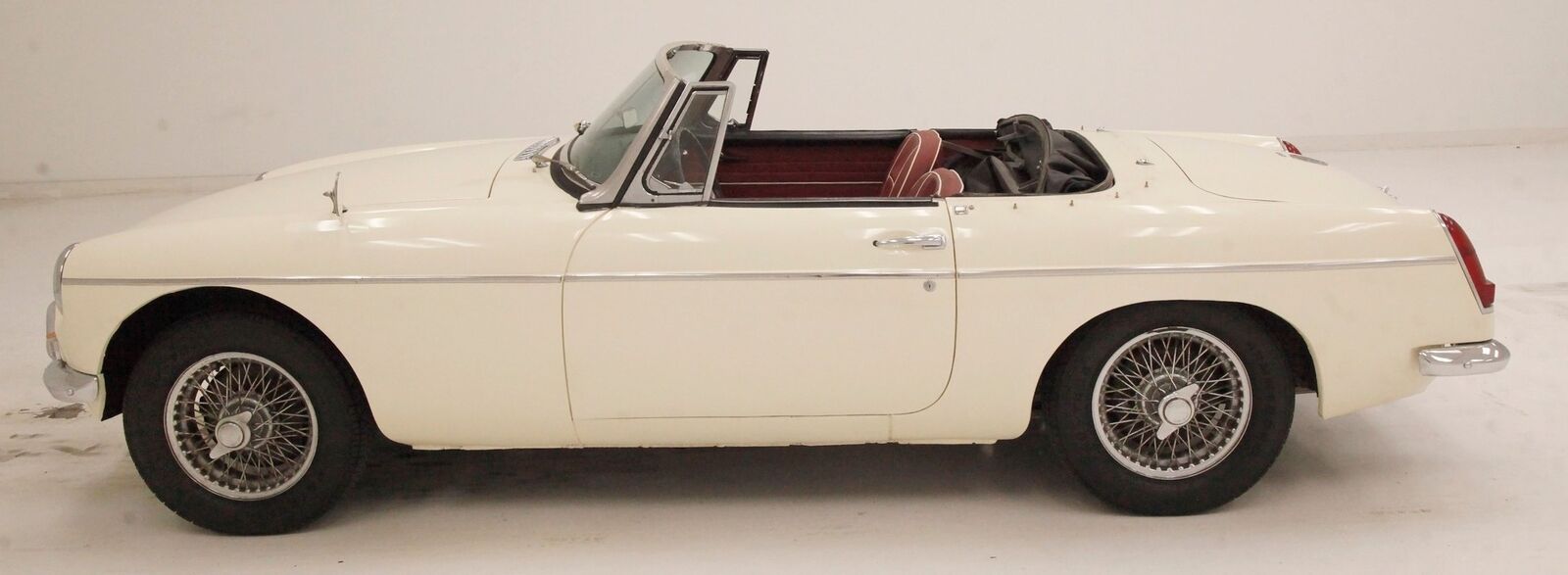 MG-MGB-Cabriolet-1964-3